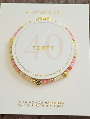 A Littles & Co. A Little '40th Birthday' Bracelet In Gold-Tone Plating. A Little
